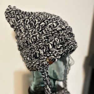 Chunky Knit Black and White Beanie
